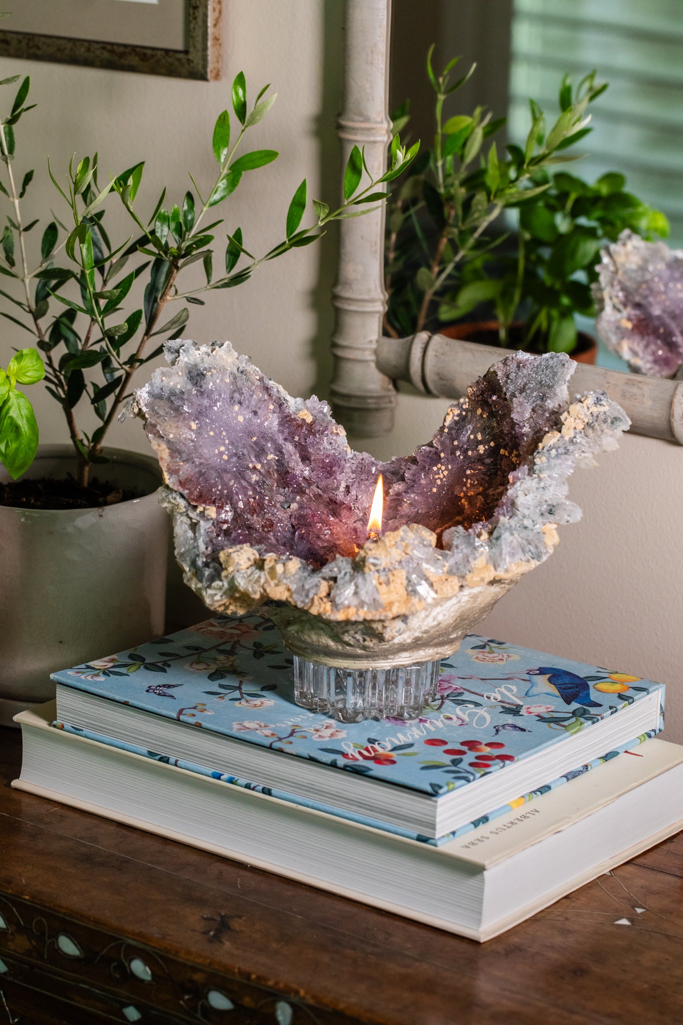 Amethyst Flower Oil Candle