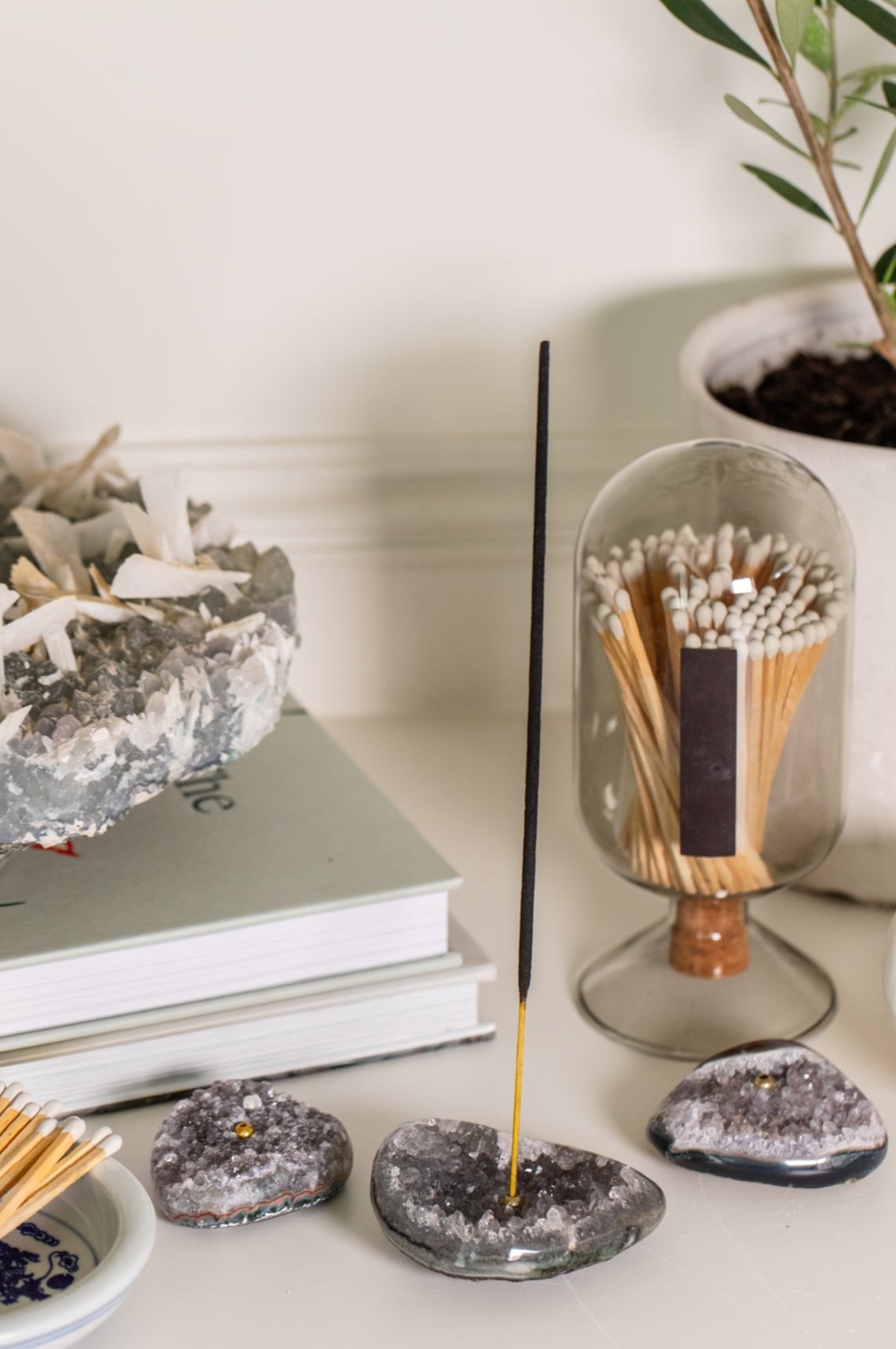 Polished Amethyst Incense Holder