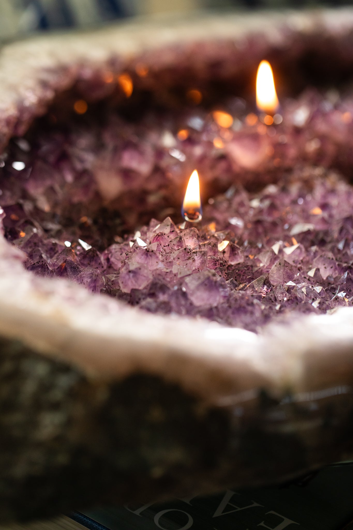 Amethyst Platter Centerpiece Oil Candle (3 wicks)