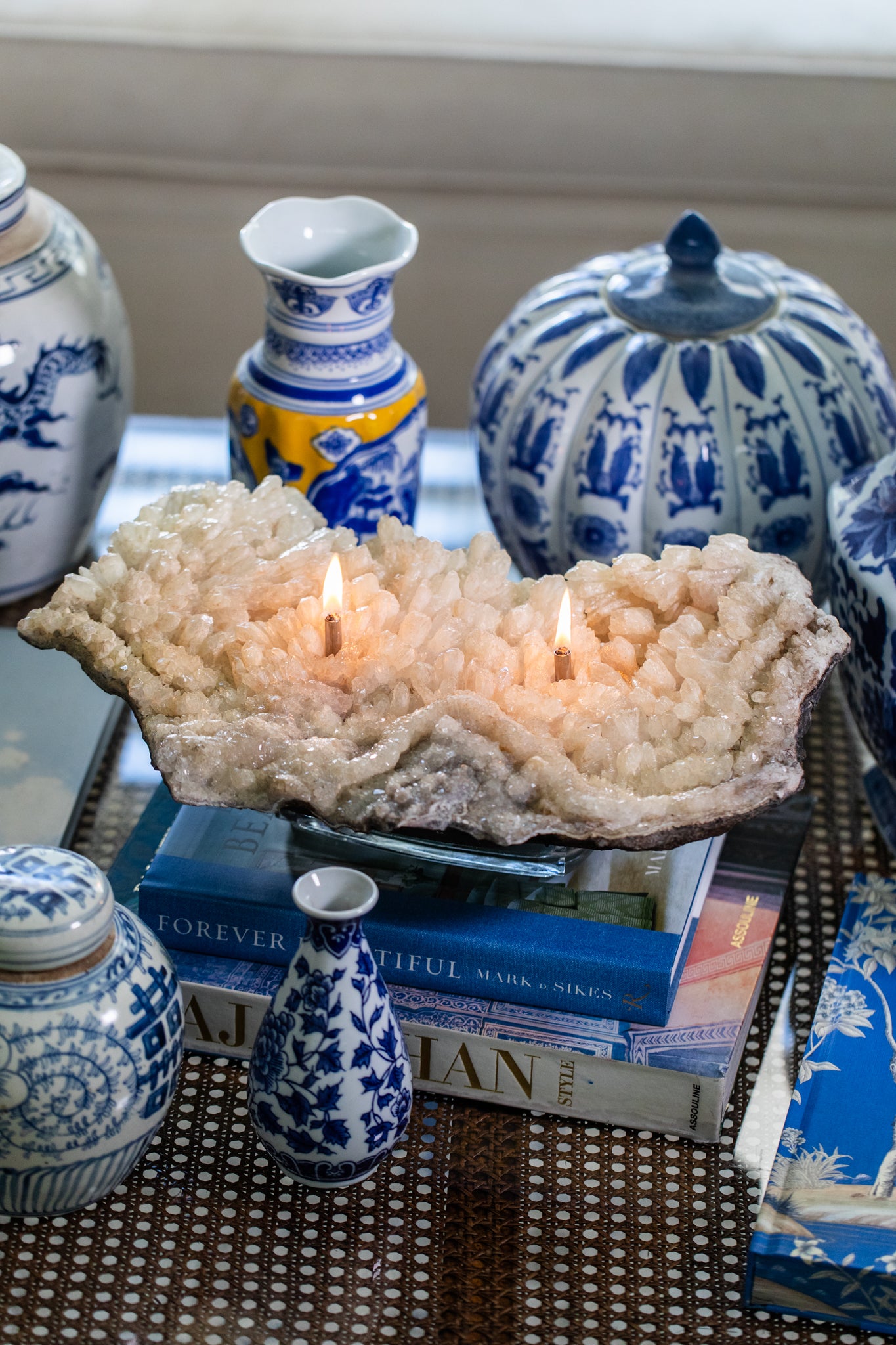 Creamy Calcite Centerpiece Oil Candle (2 wicks)