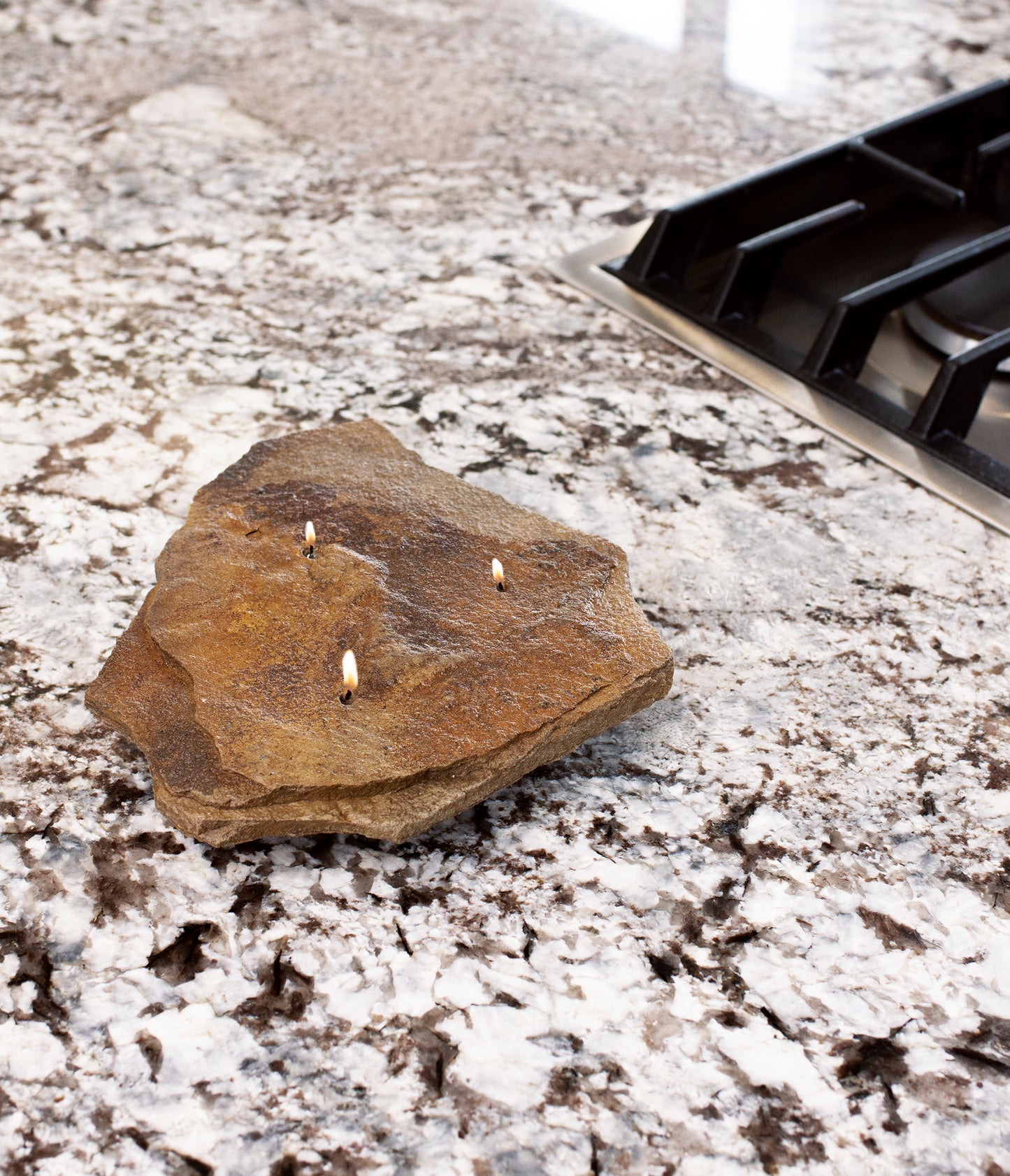 Flagstone Slab Oil Candle
