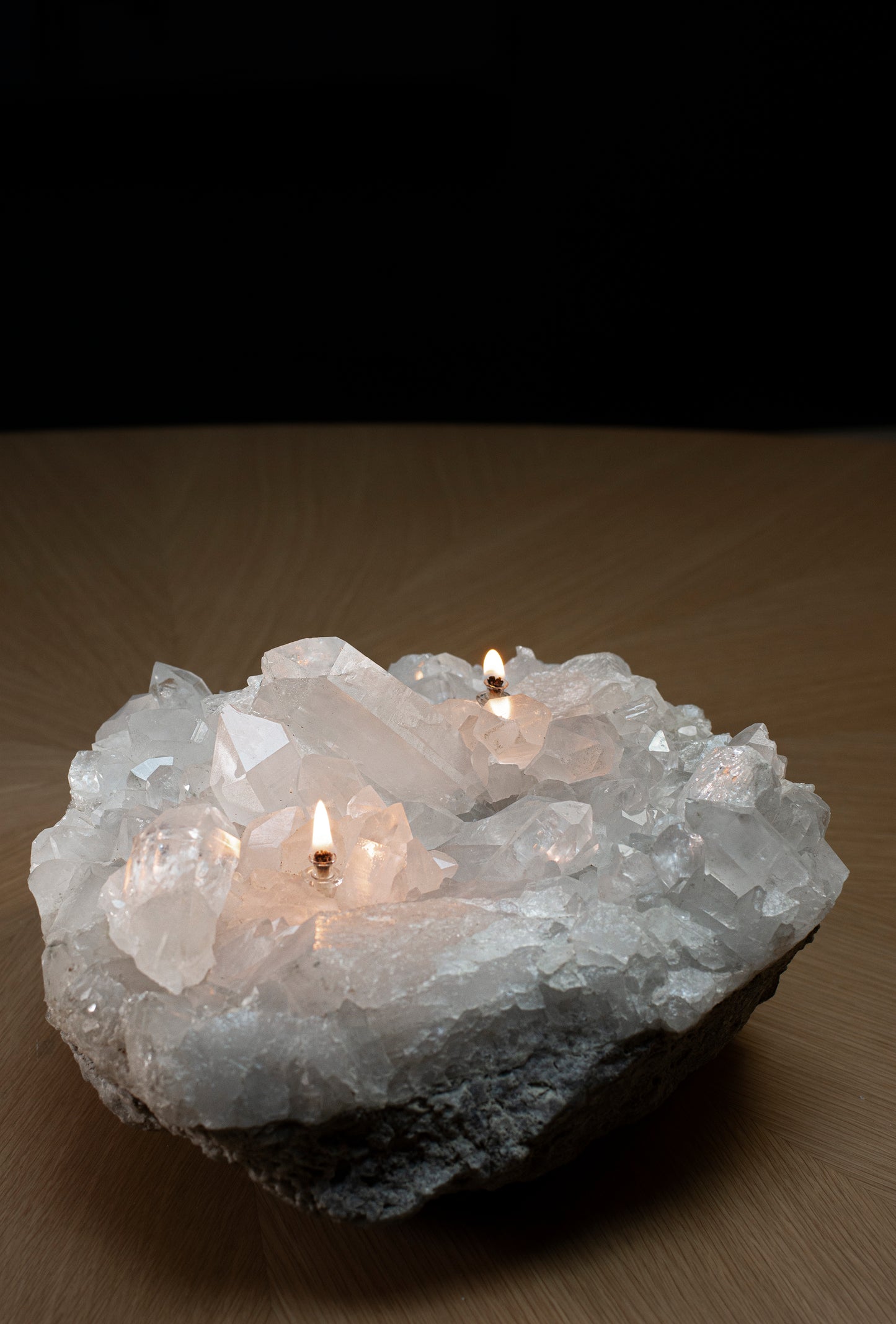 Crystal Quartz Cluster Oil Candle
